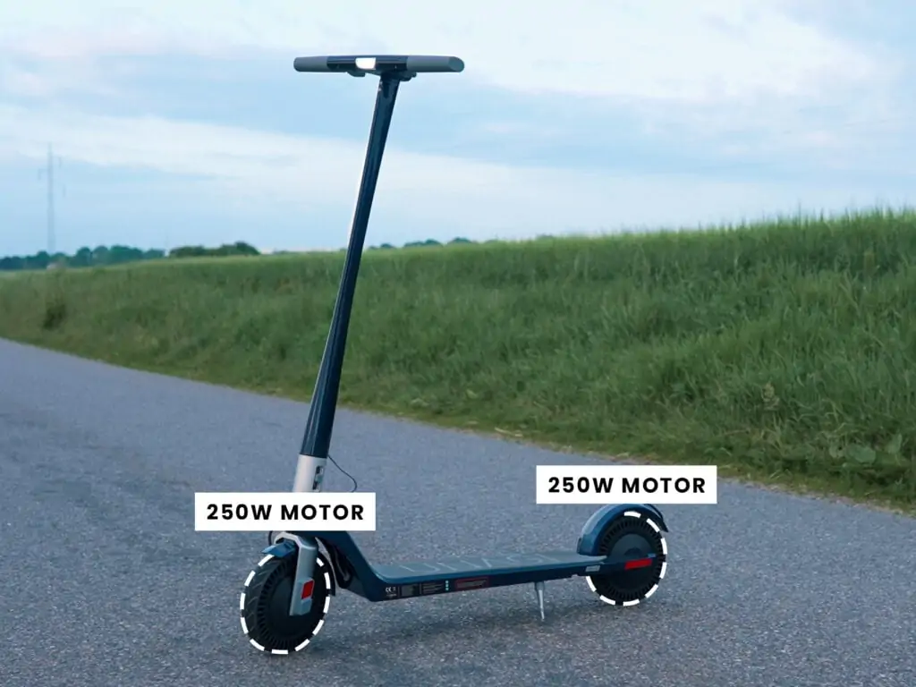 unagi model one e500 dual-motors of 250w highlighted